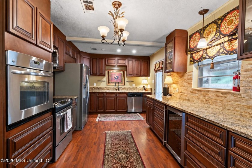 Located on approximately 3.2 acres in the desirable Woolmarket - photo 23