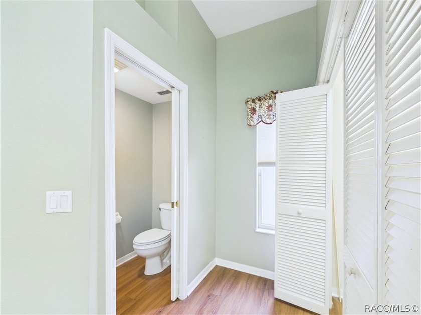 One or more photo(s) has been virtually staged. Rare floor plan - photo 32