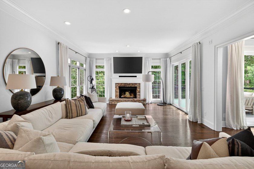 MAJESTIC 1.74 ACRE WATERFRONT OASIS IN PRESTIGIOUS SMOKERISE - photo 36