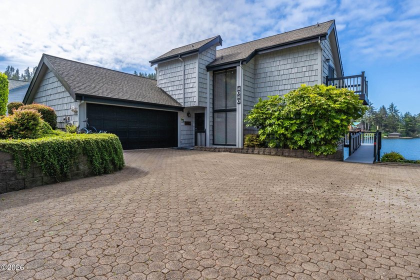 Location, location , location. Leisure Bay lakefront home on - photo 3
