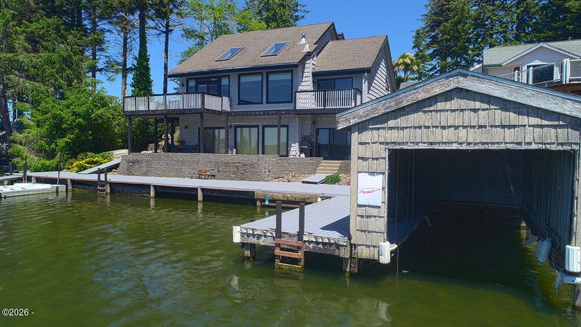 Location, location , location. Leisure Bay lakefront home on - photo 4