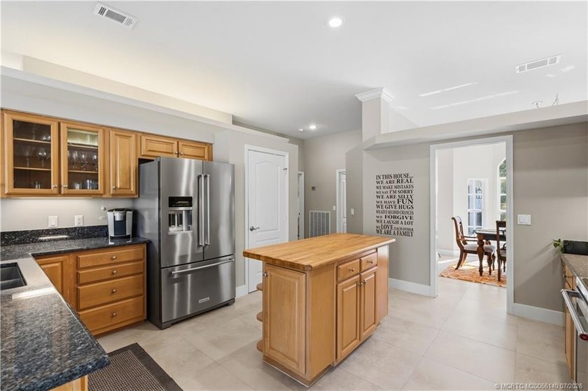 Welcome to River Landing, one of Palm City's premier gated - photo 11