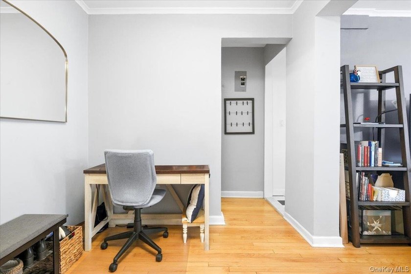 Welcome to this spacious and sun-filled Junior 1/One-Bedroom - photo 10