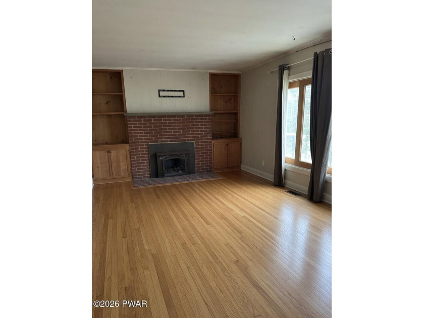Welcome to 103 Otter Lane in Milford, PA -- a rare opportunity - photo 8