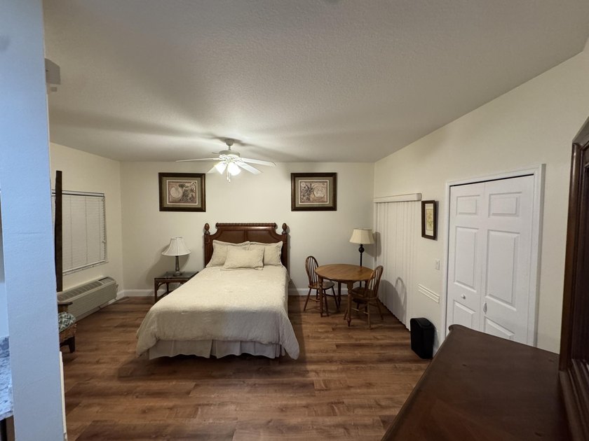GREAT LOCATION, GATED COMMUNITY. RENOVATED, PARTIALLY FURNISHED - photo 17