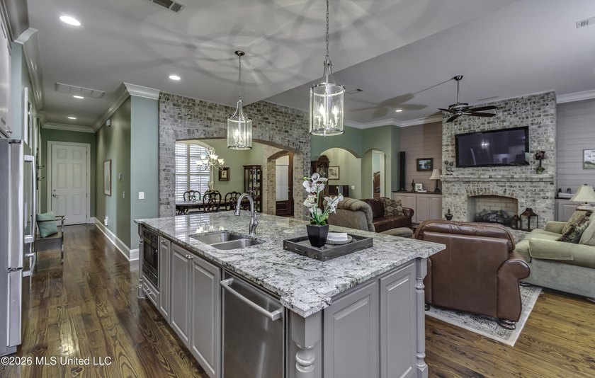 Experience luxury living in this custom-built, one-owner home - photo 20