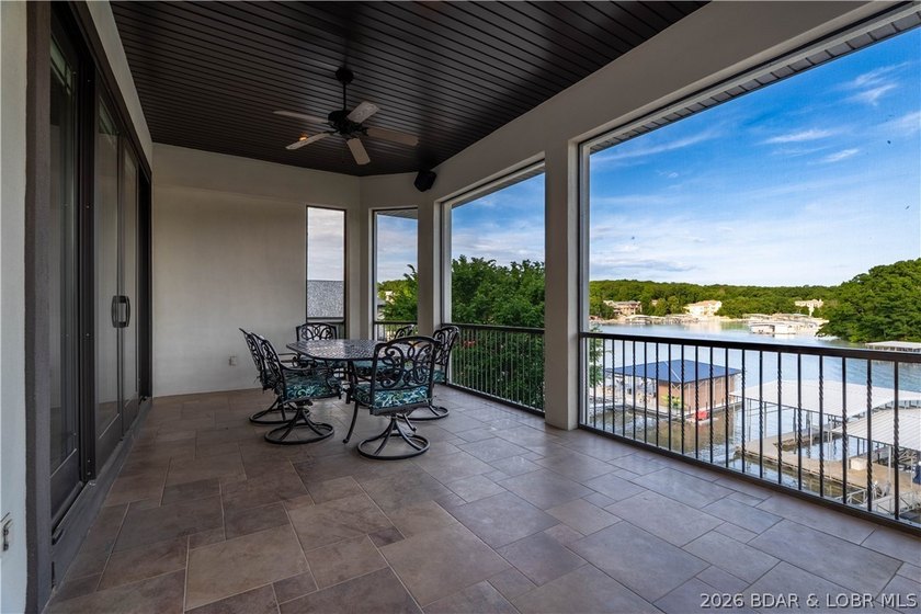 Custom-Built Lakefront Home in Sunrise Beach by Thomas - photo 15