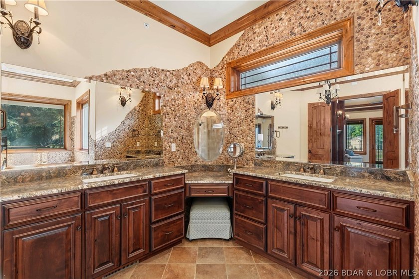 Custom-Built Lakefront Home in Sunrise Beach by Thomas - photo 27