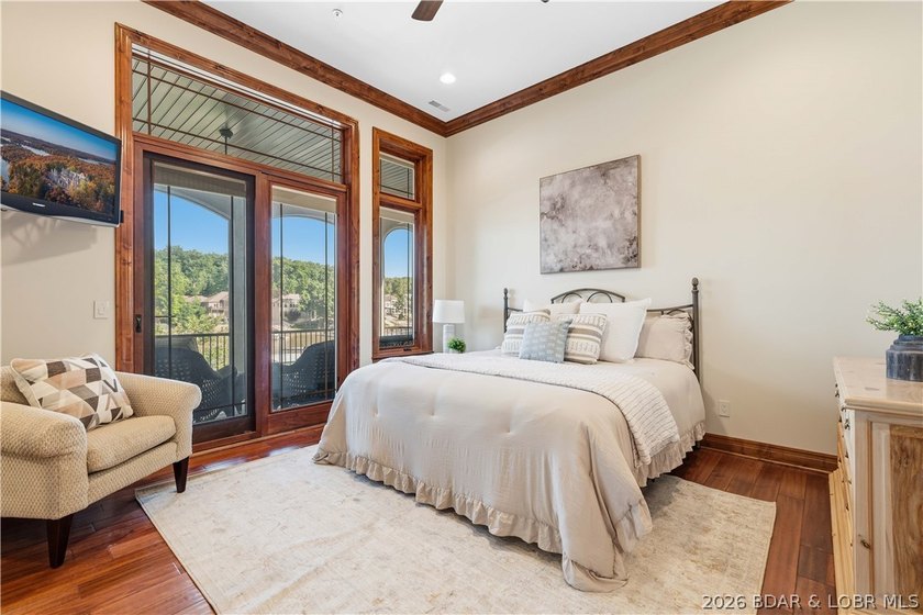 Custom-Built Lakefront Home in Sunrise Beach by Thomas - photo 39
