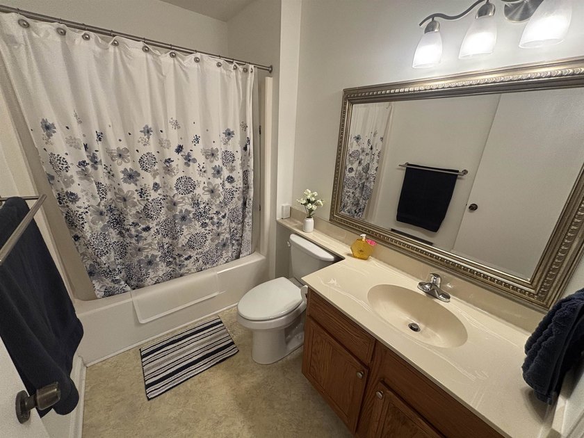 Covenant Towers is a 55 and older fantastic Retirement Community - photo 12