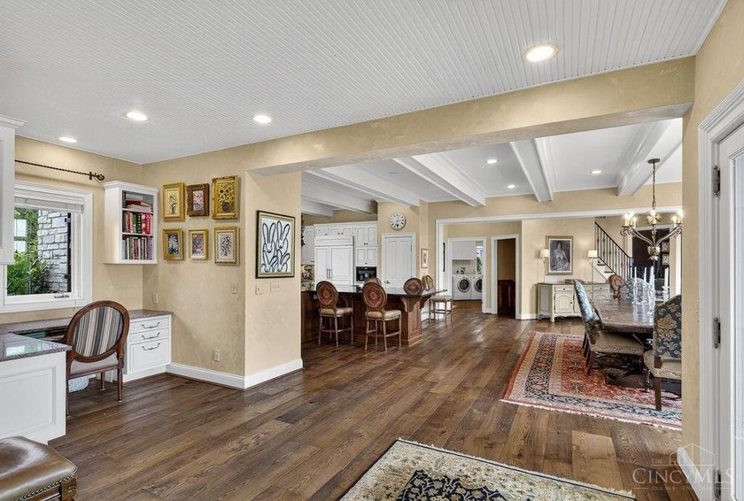 First time on the market since its full renovation and 6,500 SF - photo 13