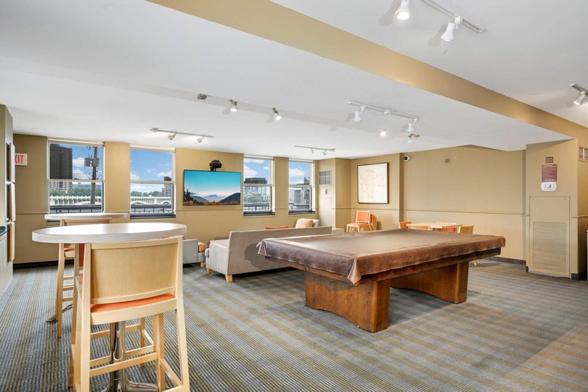 Discover urban living at its finest in this stylish condo! - photo 21