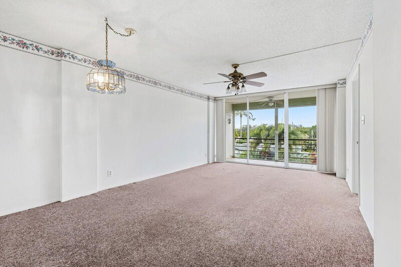 PRICE REDUCTION! This 2 bedroom 2 bath spacious condo is ready - photo 3