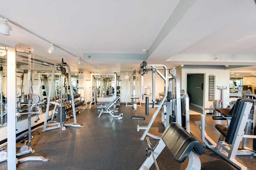 Discover urban living at its finest in this stylish condo! - photo 27