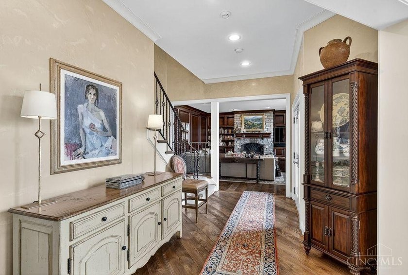 First time on the market since its full renovation and 6,500 SF - photo 34