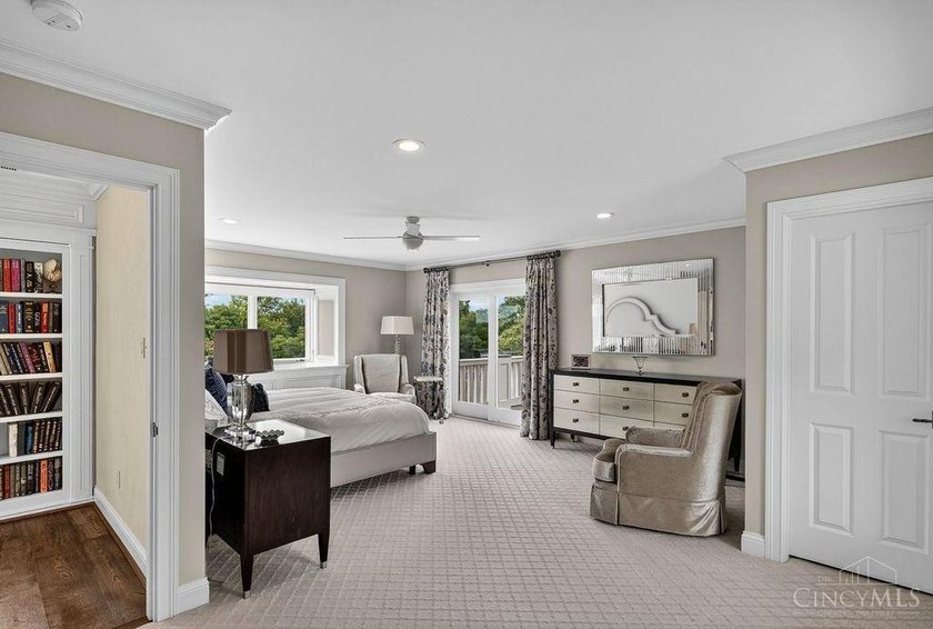 First time on the market since its full renovation and 6,500 SF - photo 50