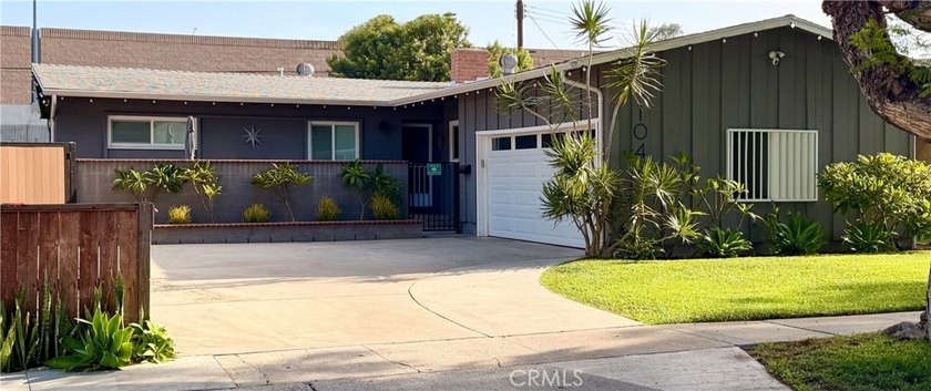 SINGLE STORY IN MORRISON PARK. CHARMING STREET SHADED BY - photo 2