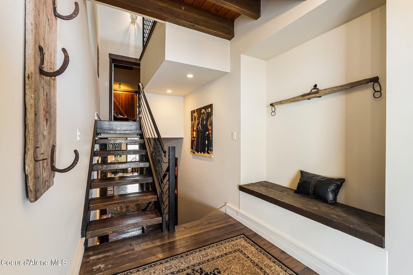 This premier, true ski-in/ski-out residence in the heart of the - photo 5