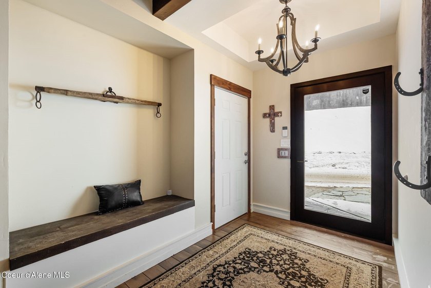 This premier, true ski-in/ski-out residence in the heart of the - photo 6