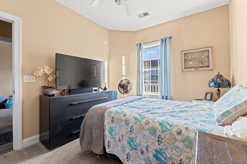 Fountain Pointe Unit 202 is a beautifully maintained 3 bedroom - photo 13