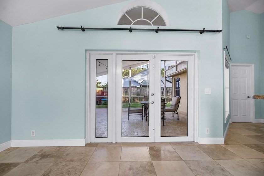 This well-maintained single-family residence is located in the - photo 20
