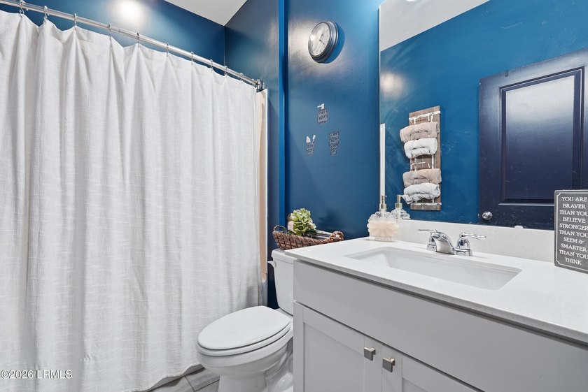 Discover your perfect oasis in this well-maintained 3-bedroom - photo 29