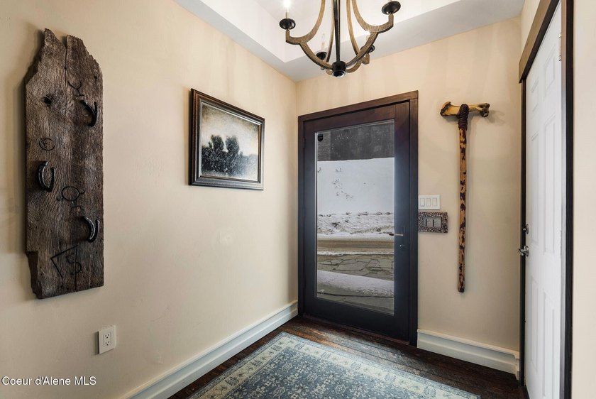 This premier, true ski-in/ski-out residence in the heart of the - photo 6