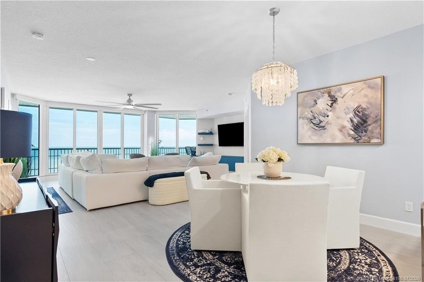 Completely remodeled with over $300,000 in custom renovations - photo 11