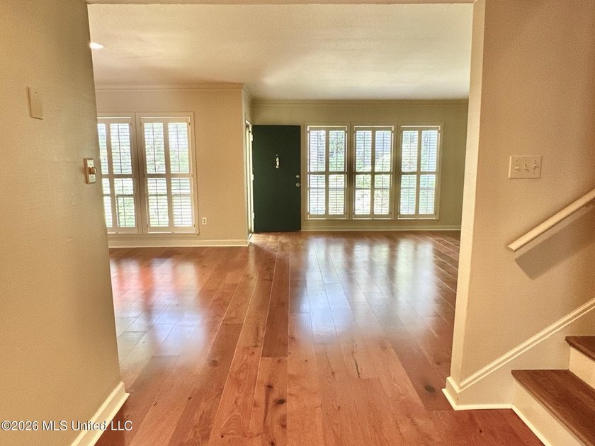 Easy living with the convenience of your own private elevator! - photo 16