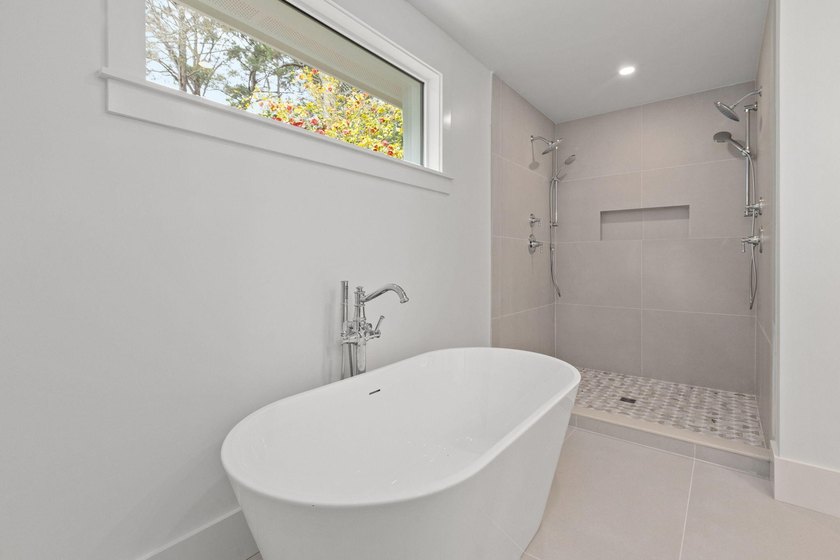Located in the highly desirable The Groves neighborhood of Mount - photo 46