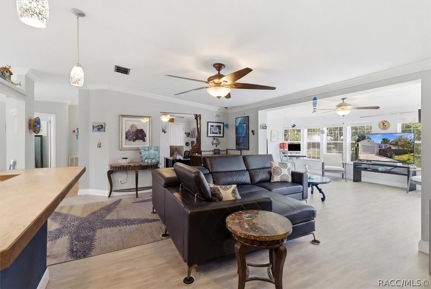 Welcome to 8421 W. Scott Court in beautiful Chassahowitzka, a - photo 15