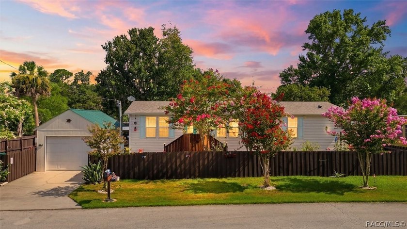 Welcome to 8421 W. Scott Court in beautiful Chassahowitzka, a - photo 37