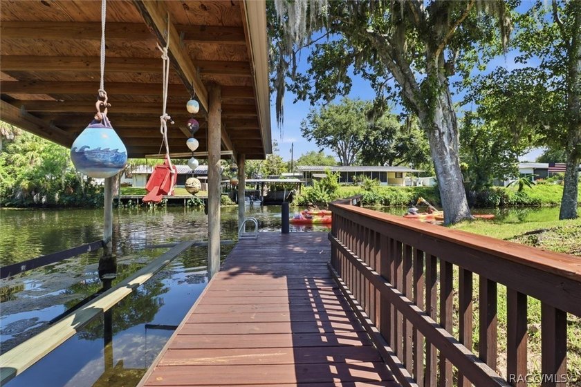 Welcome to 8421 W. Scott Court in beautiful Chassahowitzka, a - photo 39