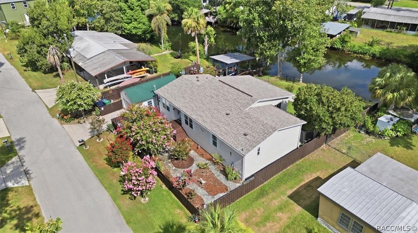 Welcome to 8421 W. Scott Court in beautiful Chassahowitzka, a - photo 44