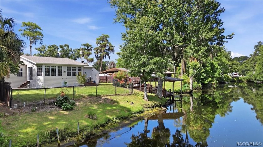 Welcome to 8421 W. Scott Court in beautiful Chassahowitzka, a - photo 46