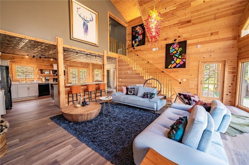 New custom log cabin on Sugar Mountain offering the perfect - photo 10