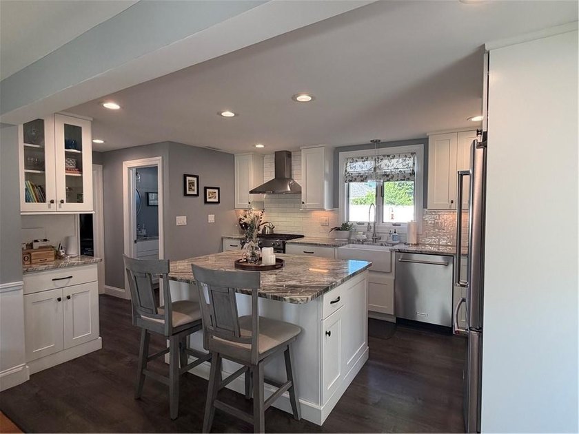 Stunning Turn-Key Colonial ideally located in Governor Francis - photo 19