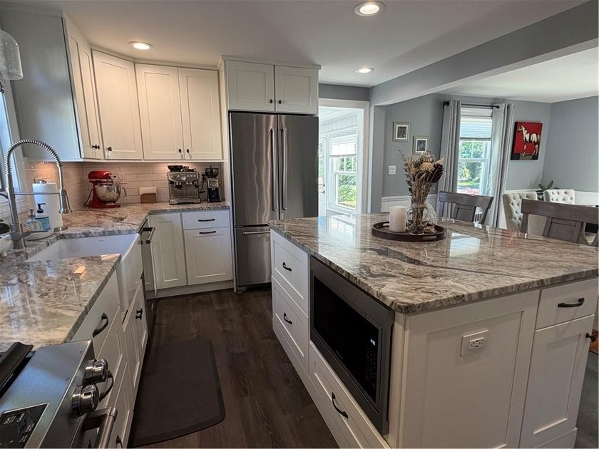 Stunning Turn-Key Colonial ideally located in Governor Francis - photo 20