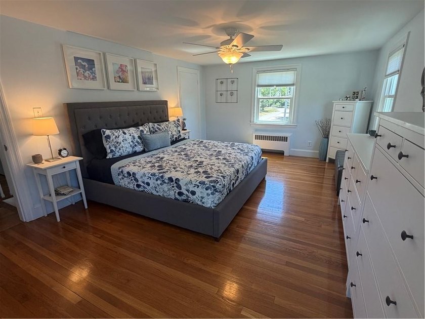 Stunning Turn-Key Colonial ideally located in Governor Francis - photo 36