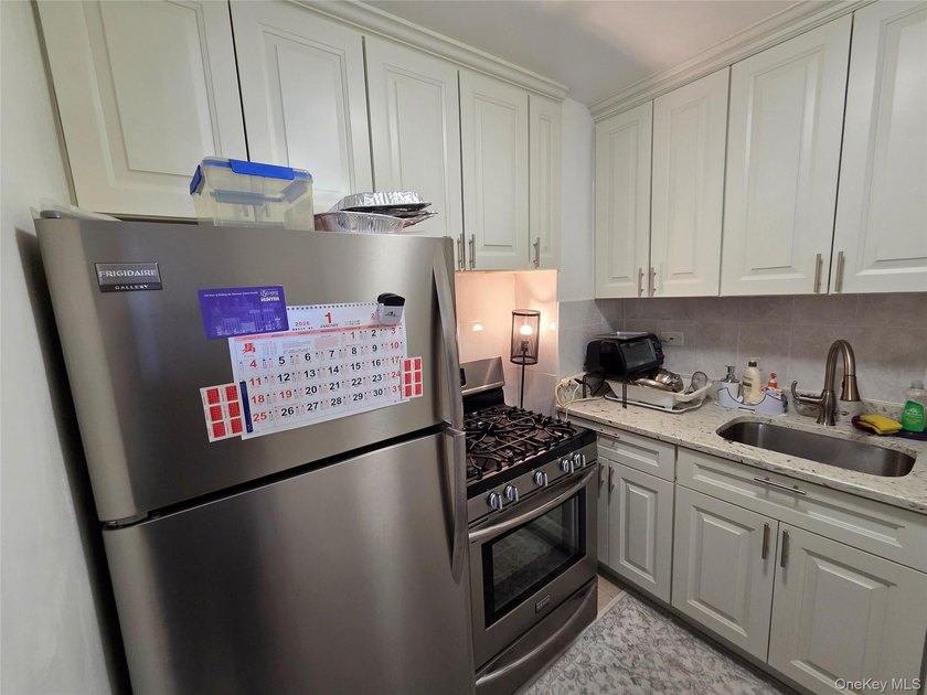 Renovated Kitchen, Large Living Rm/Din. Rm, Bedroom has a Huge - photo 2