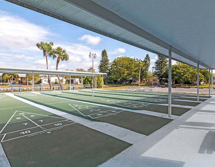 Looking for an affordable retreat nestled in a quiet 40+ - photo 22