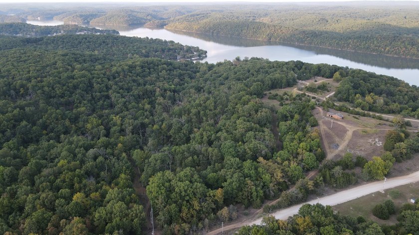 Land For Sale in Near Lake Of The Ozarks MissouriWholesale - photo 25