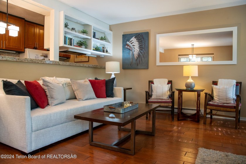 This 1 bedroom condo, completely remodeled in the past 8 years - photo 6