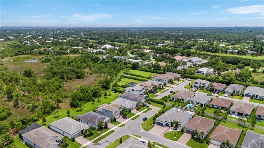 Welcome to this 2022 custom CBS home in Veranda Gardens. Prime - photo 42