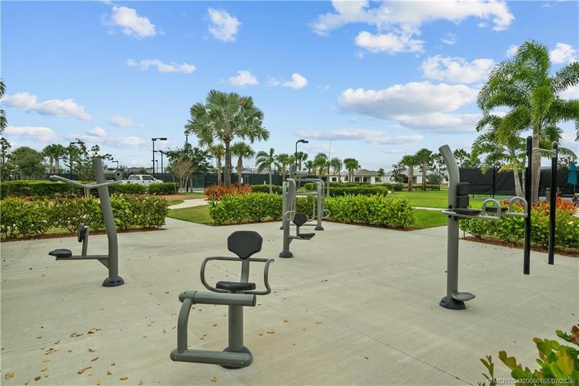 Welcome to this 2022 custom CBS home in Veranda Gardens. Prime - photo 50