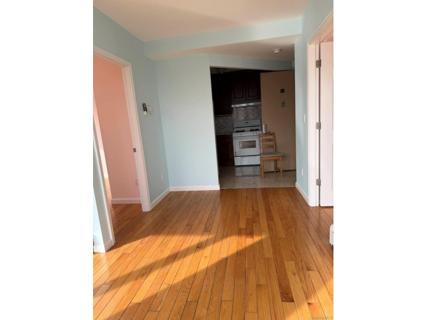 Apartment for sale in Unit, Northern Blvd, Flushing (all-brick - photo 7