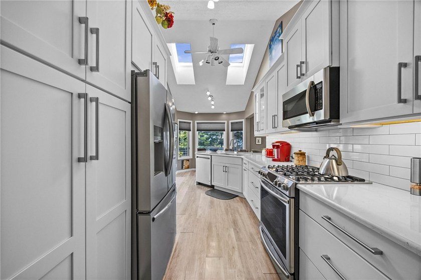 Total perfection! Thinking about right-sizing? Welcome home! - photo 19
