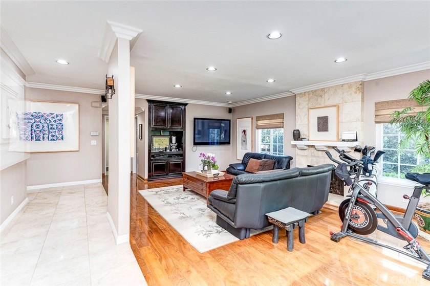 This Exquisite Residence Offers a Rare Balance of Thoughtful - photo 19