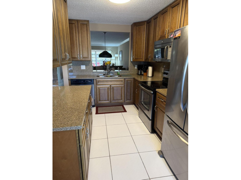1 Story villa... 2 Bedroom 2 Bath... Gated community ...Updated - photo 3