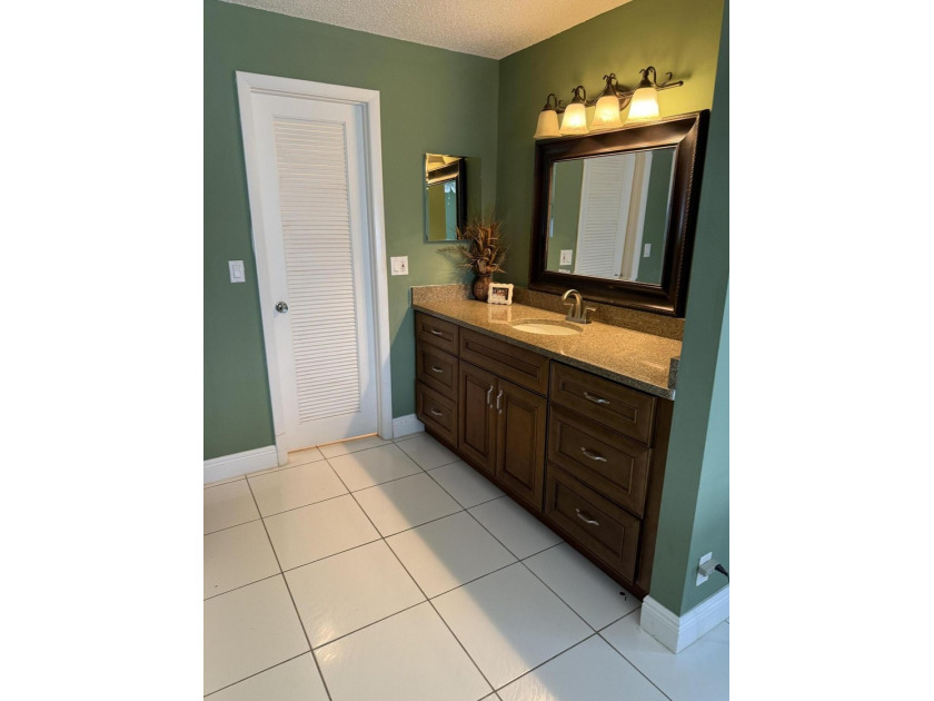1 Story villa... 2 Bedroom 2 Bath... Gated community ...Updated - photo 8